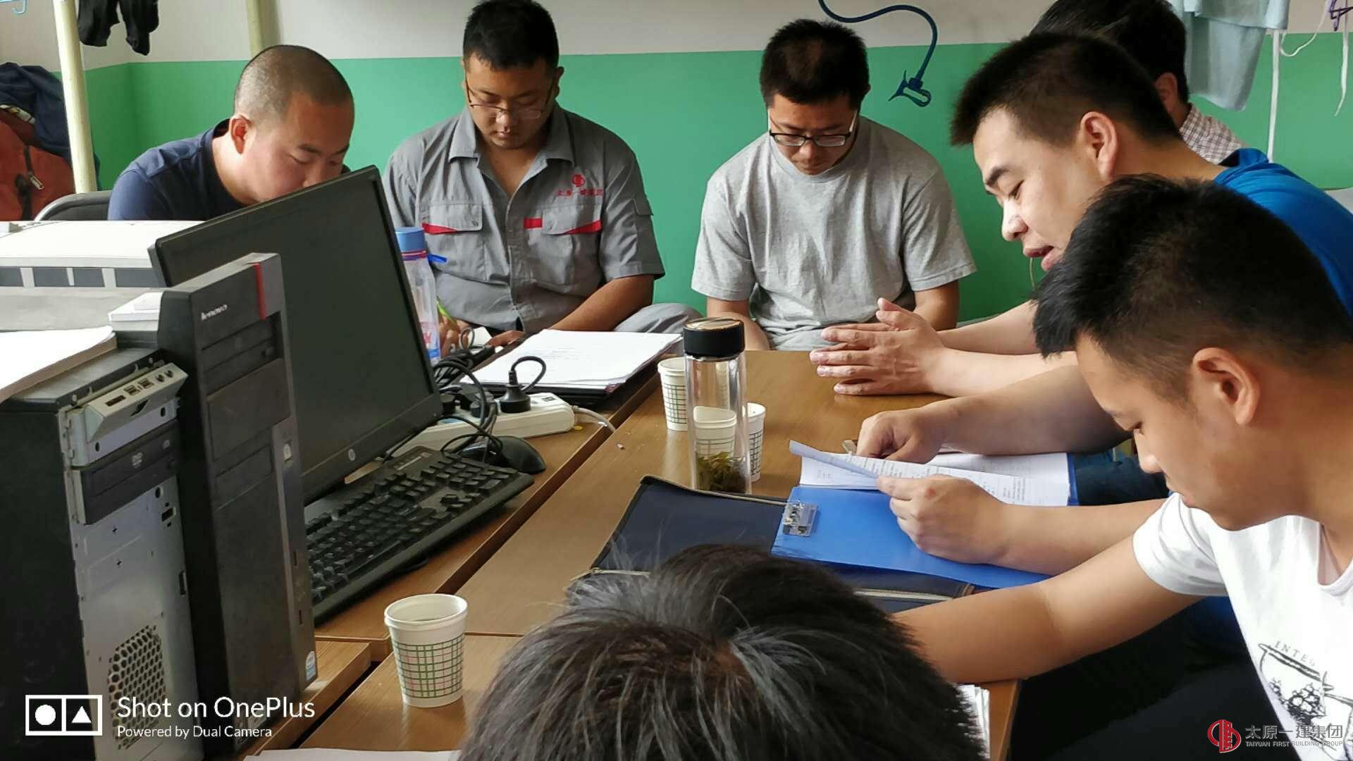 集团公司考核组对直属三分公司承建的屯留县第二中学校室外消防工程项目进行现场检查指导工作